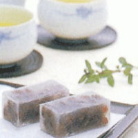 きんつばと日本茶