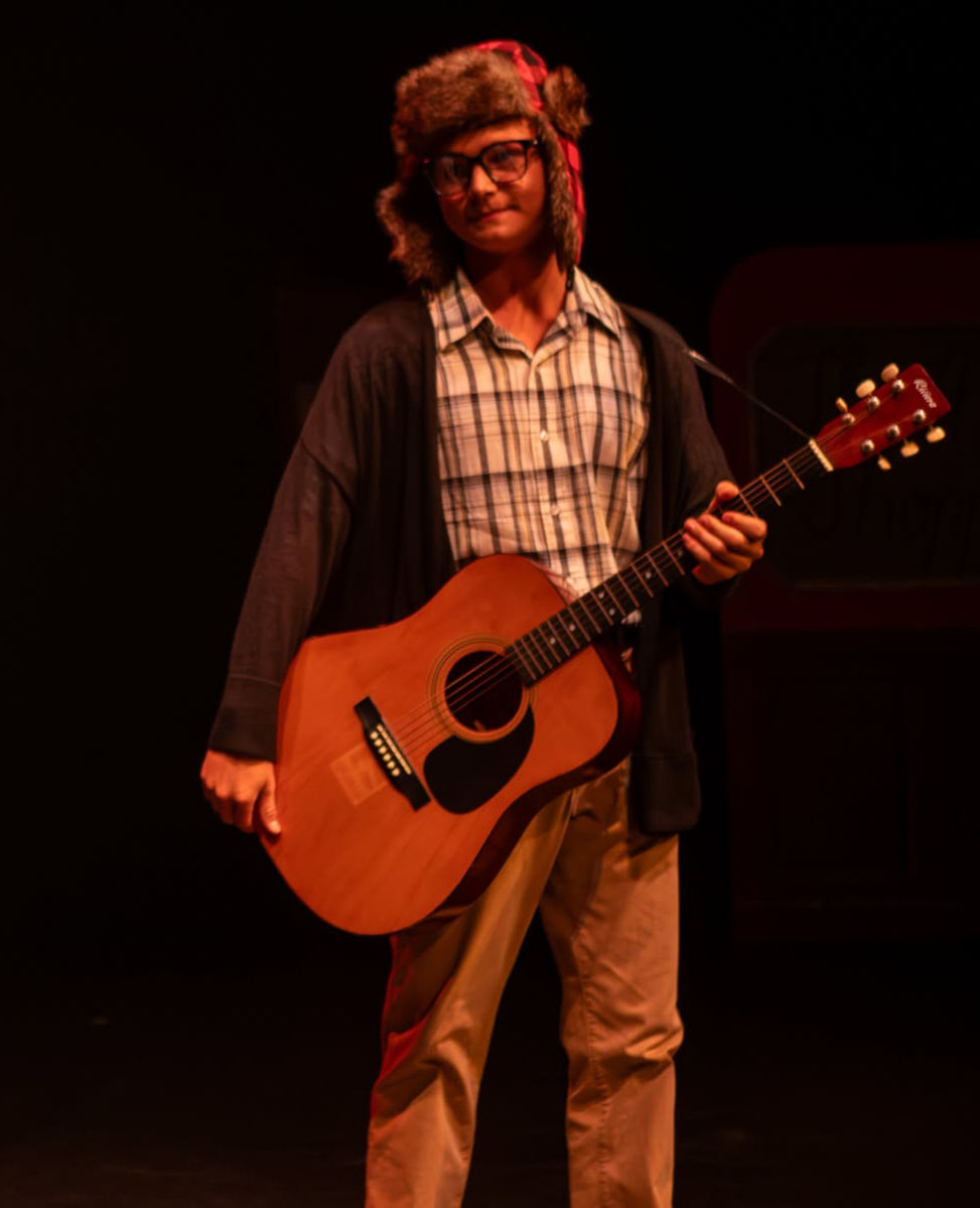 Jack Kelly as Dennis