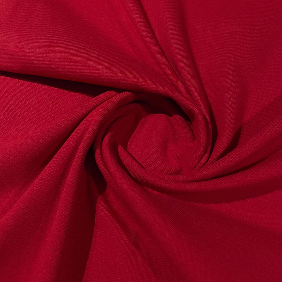 Bündchen in sattem Rot