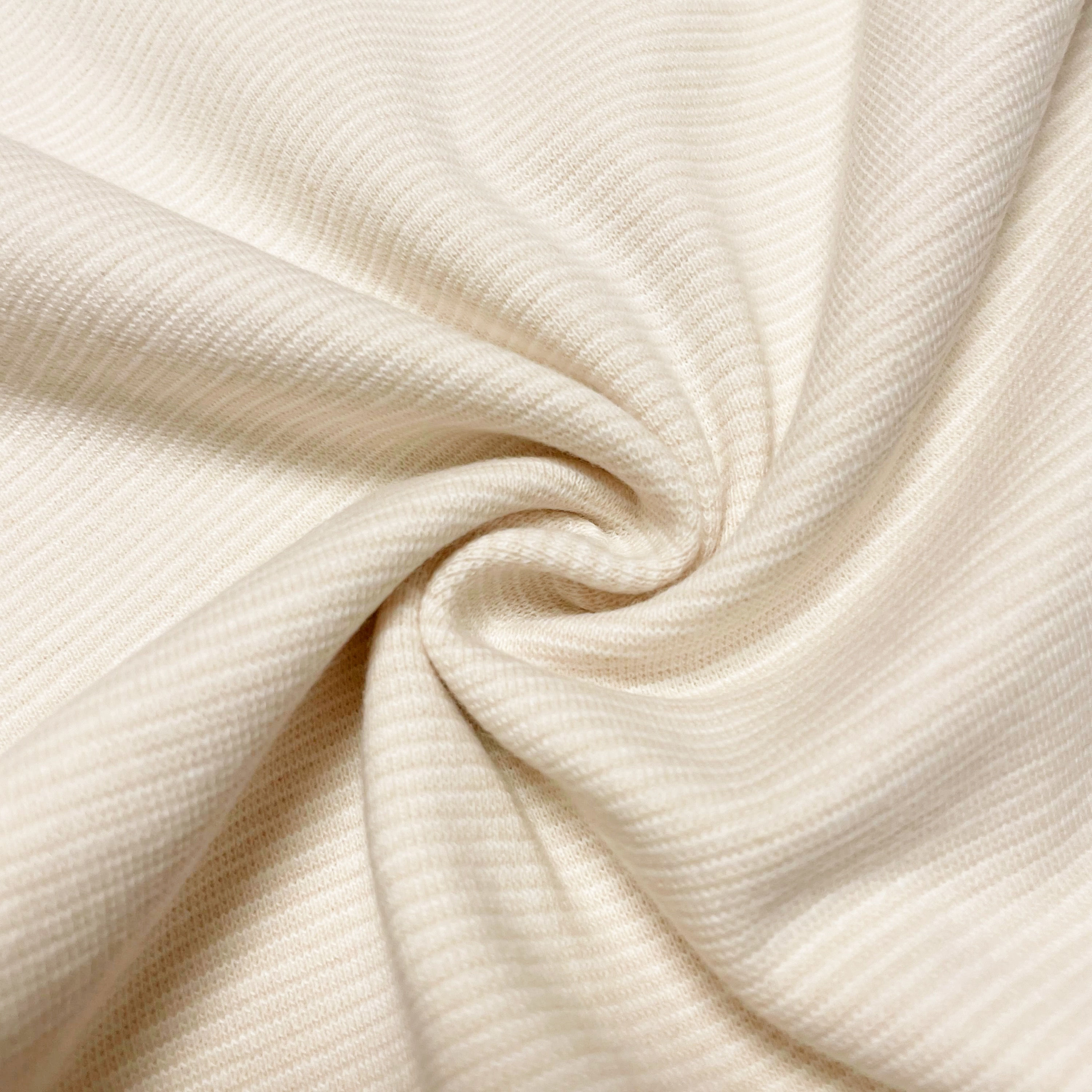 Ringel-Bündchen in hellem Nude