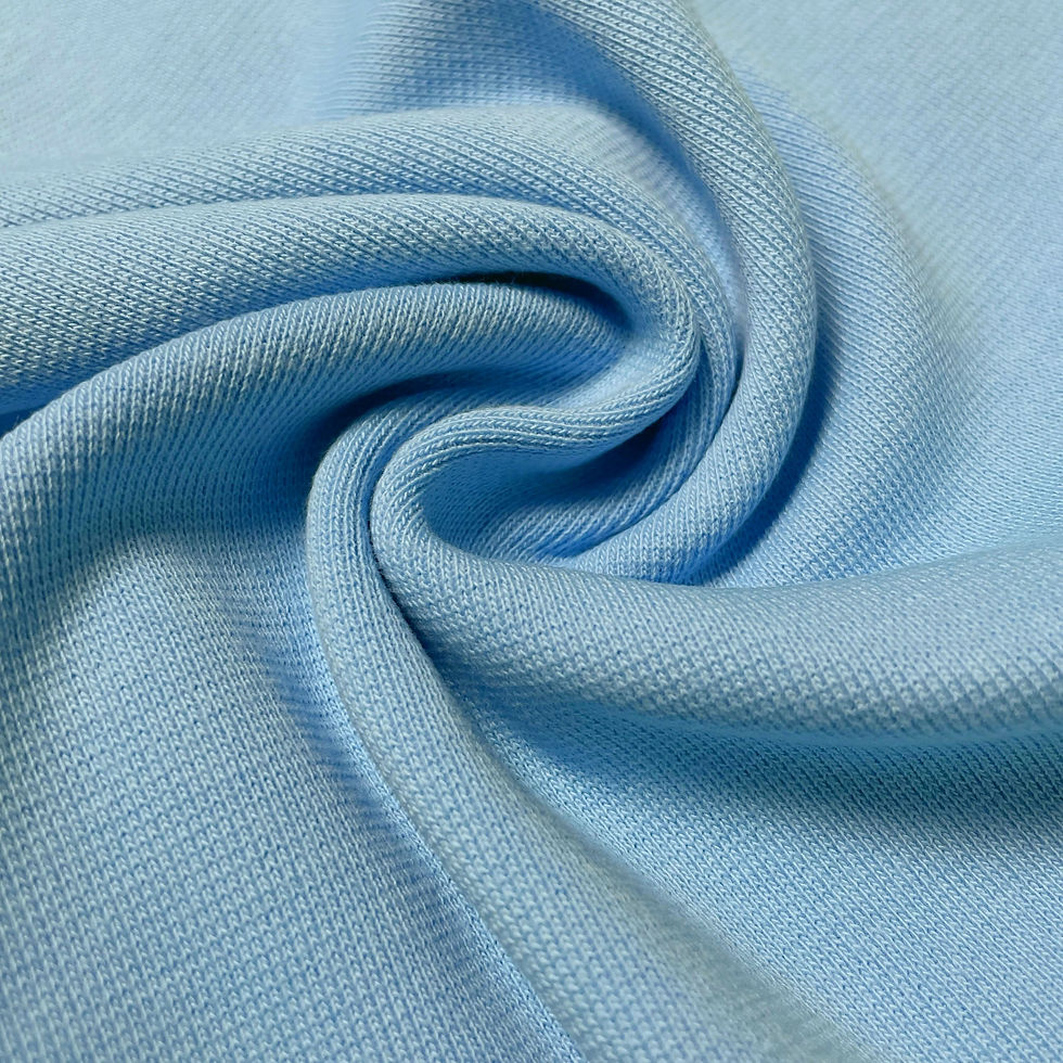 Sehr festes Bündchen in kräftigem Himmelblau