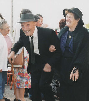 2000 (2).jpg