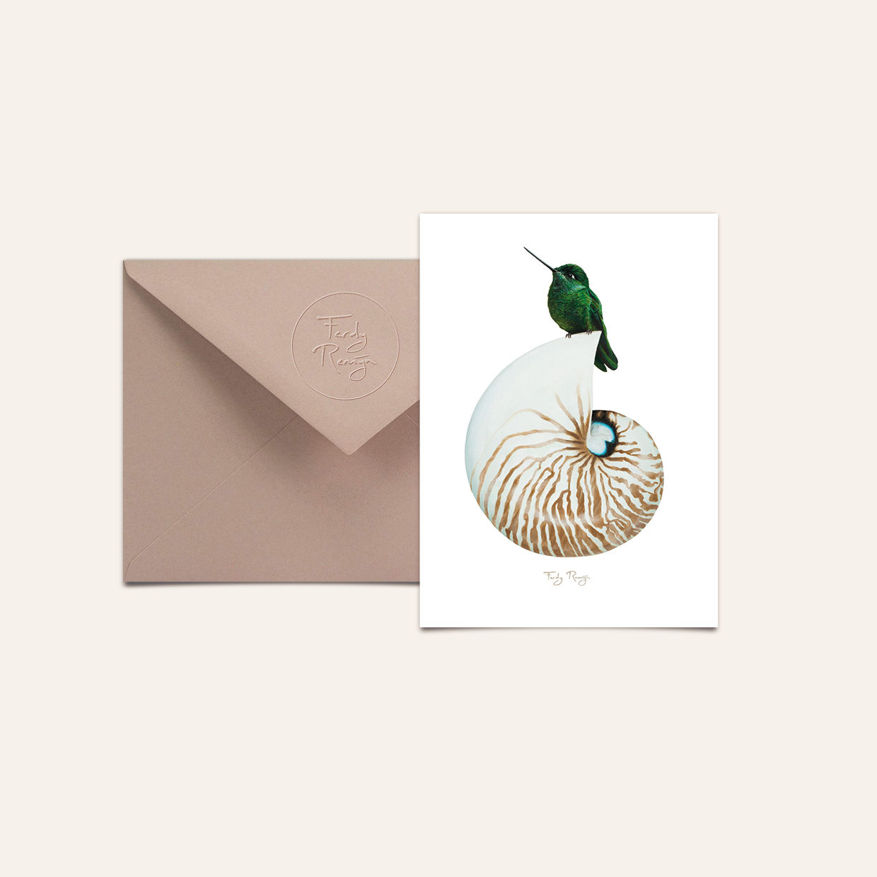 Ansichtkaart kolibrie en nautilusschelp incl. envelop