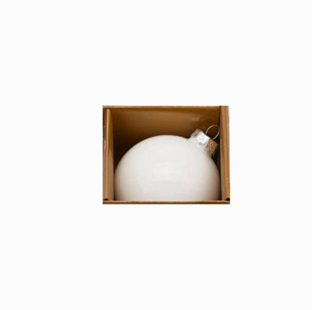 White lacquer glass christmas ball
