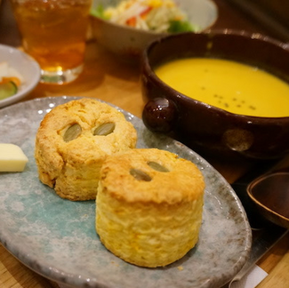 sinha （シンハ）｜馬車道