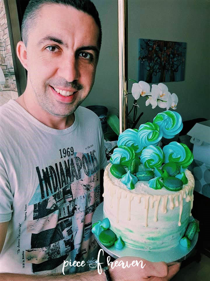 Миниатюра: ТОРТИ С КЛИЕНТИ 3