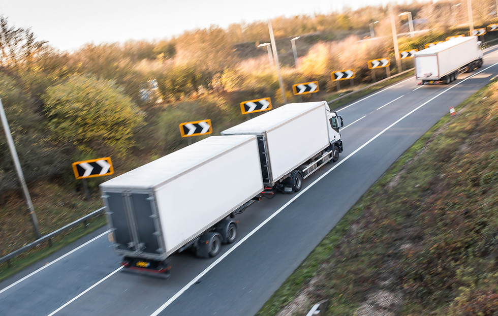 Descarbonización del transporte y movilidad sostenible para reducir huella de carbono