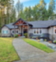 Beautiful Private House in the Suburb