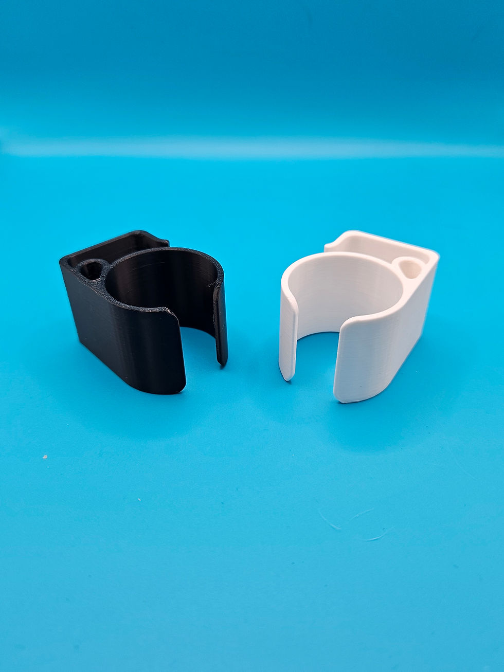 Gravity Speaker and Light Stand Wire Clips