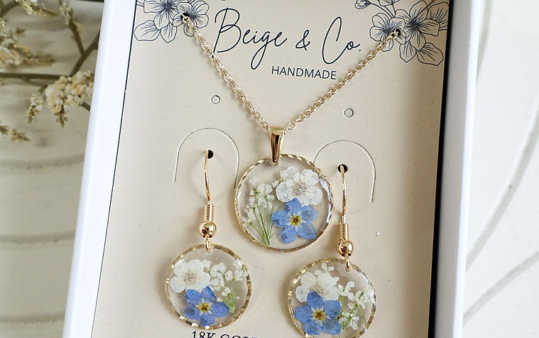 Beige & Co Jewellery Set