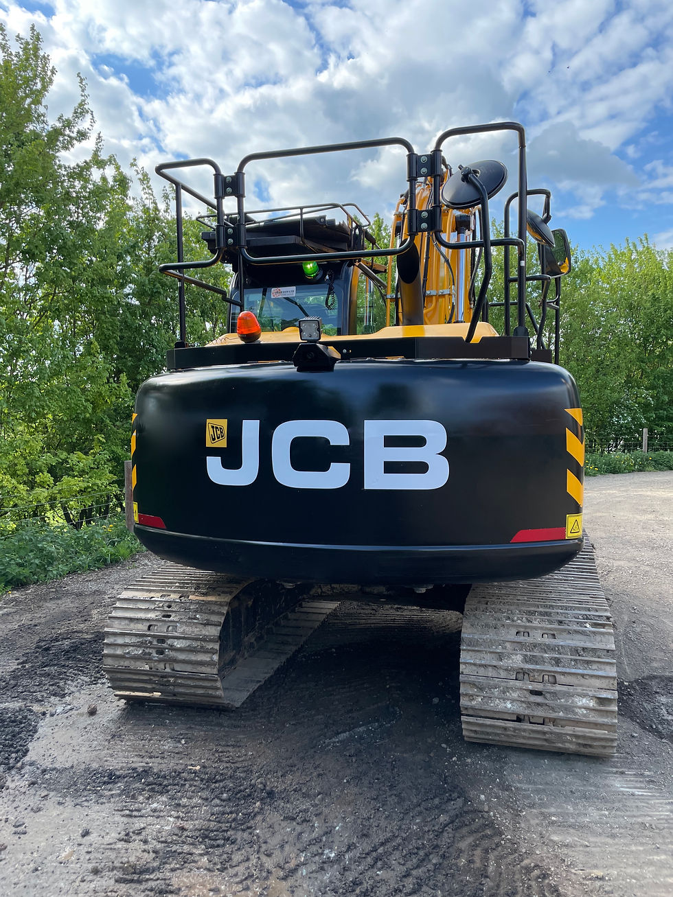 Thumbnail: JCB JS130LC PLUS