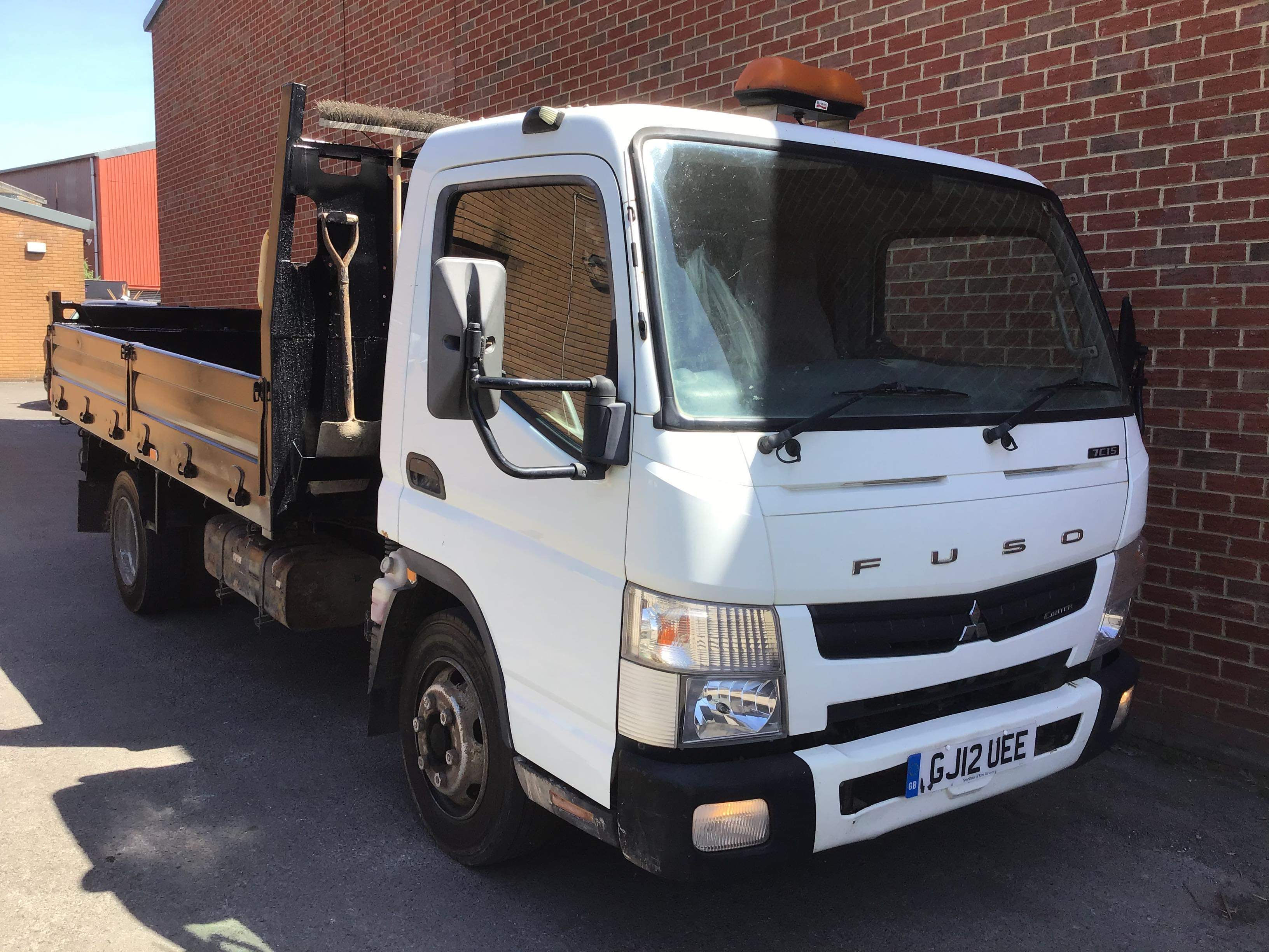 MITSUBISHI FUSO CANTER 7C15-34 TIPPER