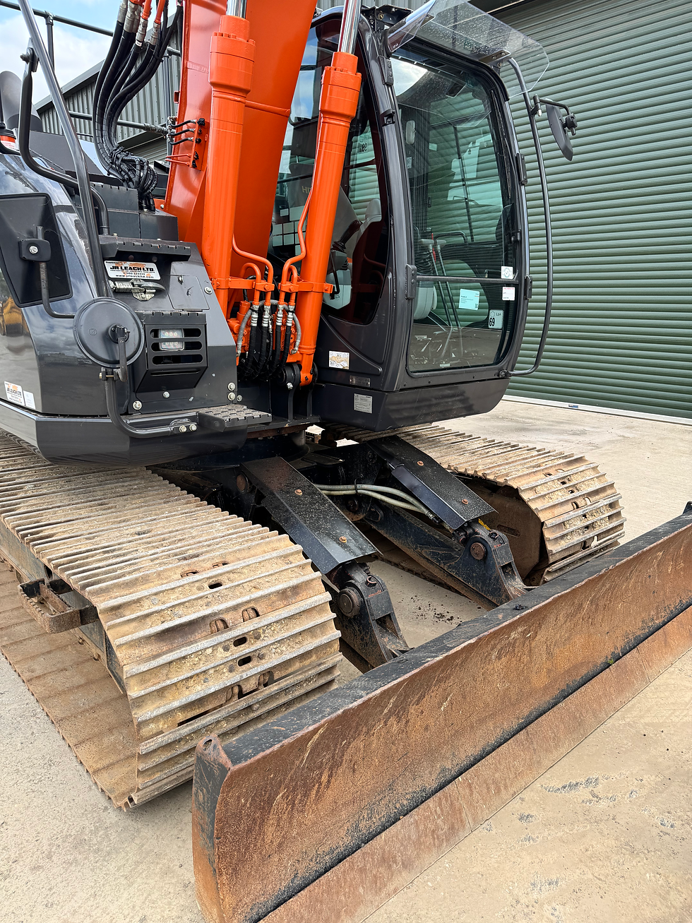 Thumbnail: HITACHI ZX135USBL-6