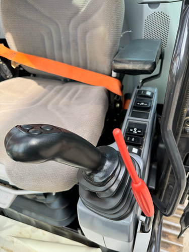 HITACHI ZX135USBL-6 | jrleachltd