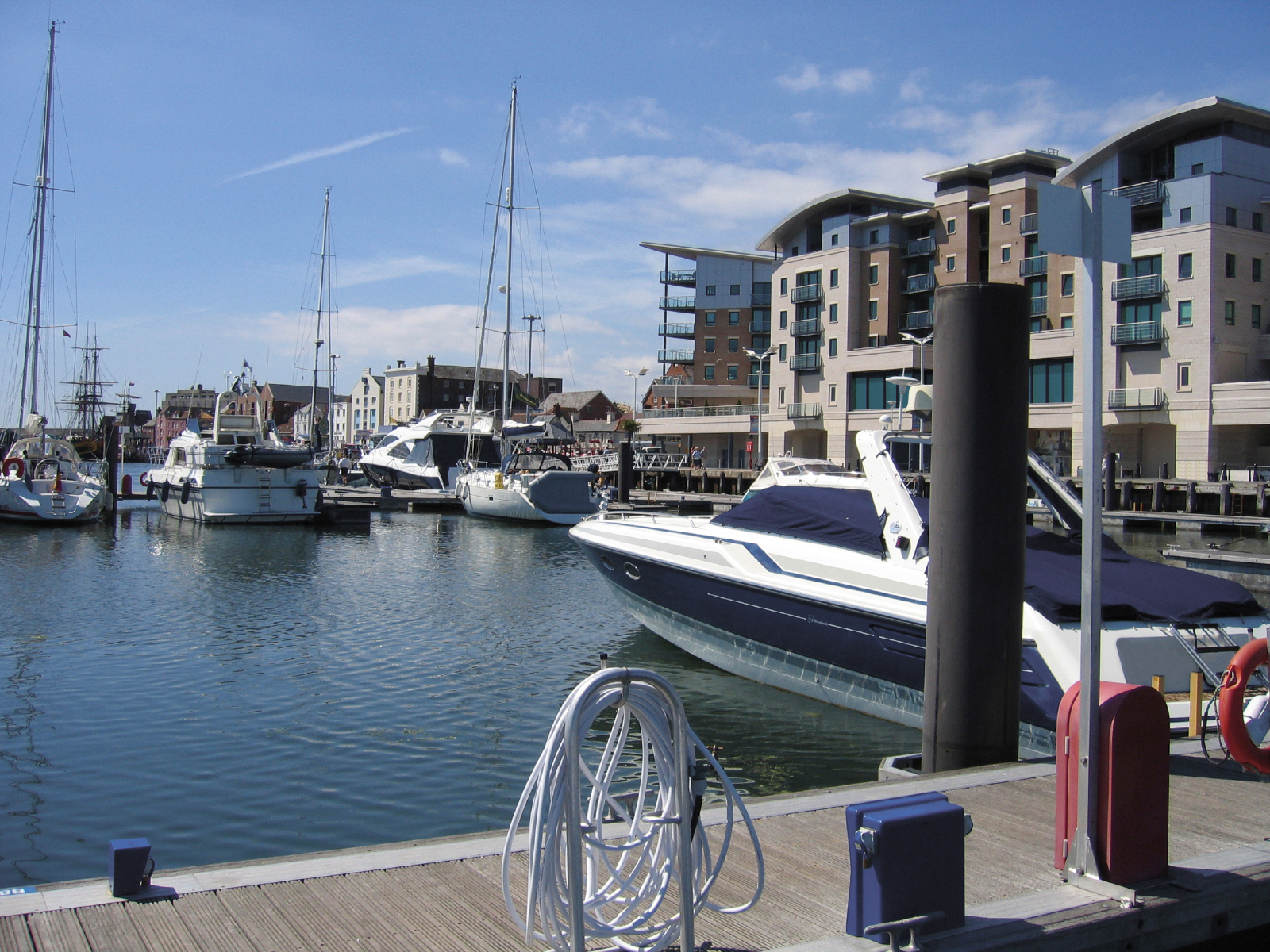 Poole Quay Boat Haven boasts top quality facilities during your stay