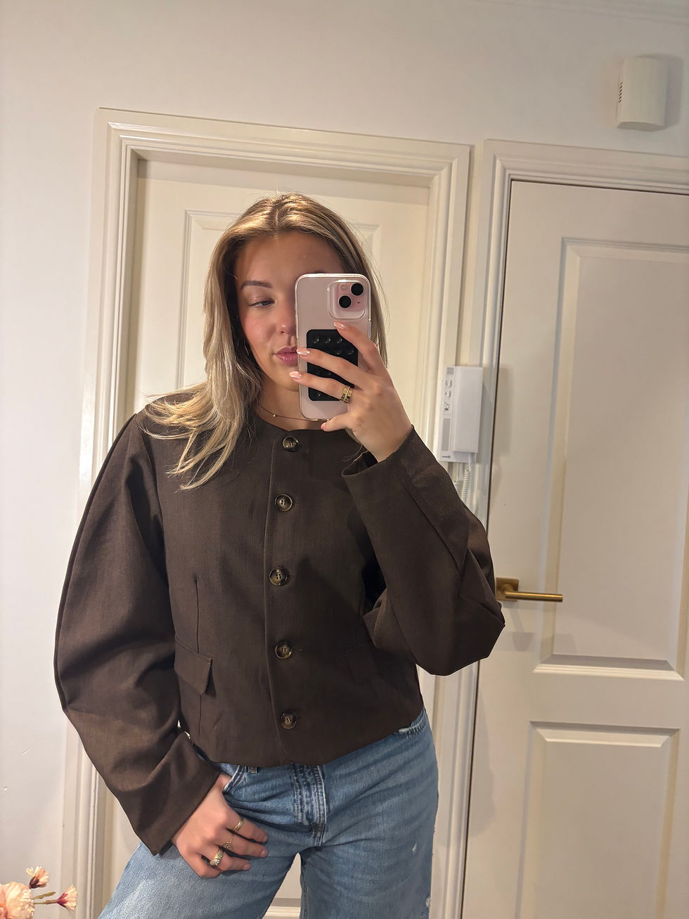 Thumbnail: LUCA BLAZER