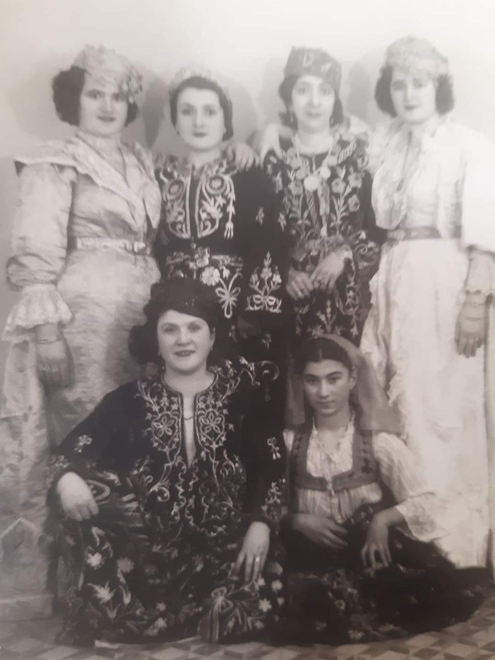 Nezih Saruhanoğlu'nun Akrabaları