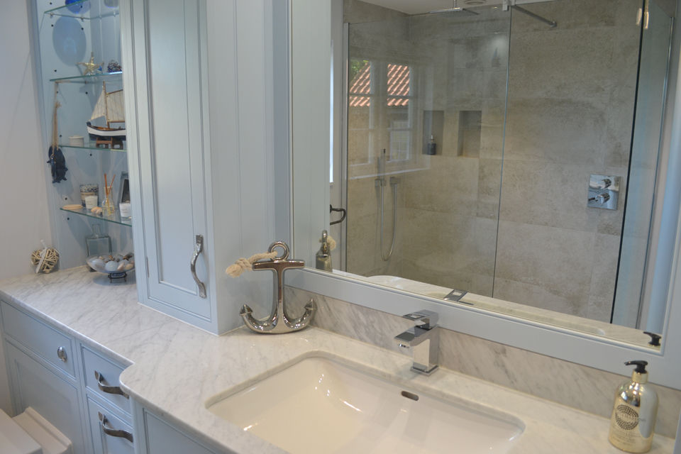Thumbnail: Blue Bathroom