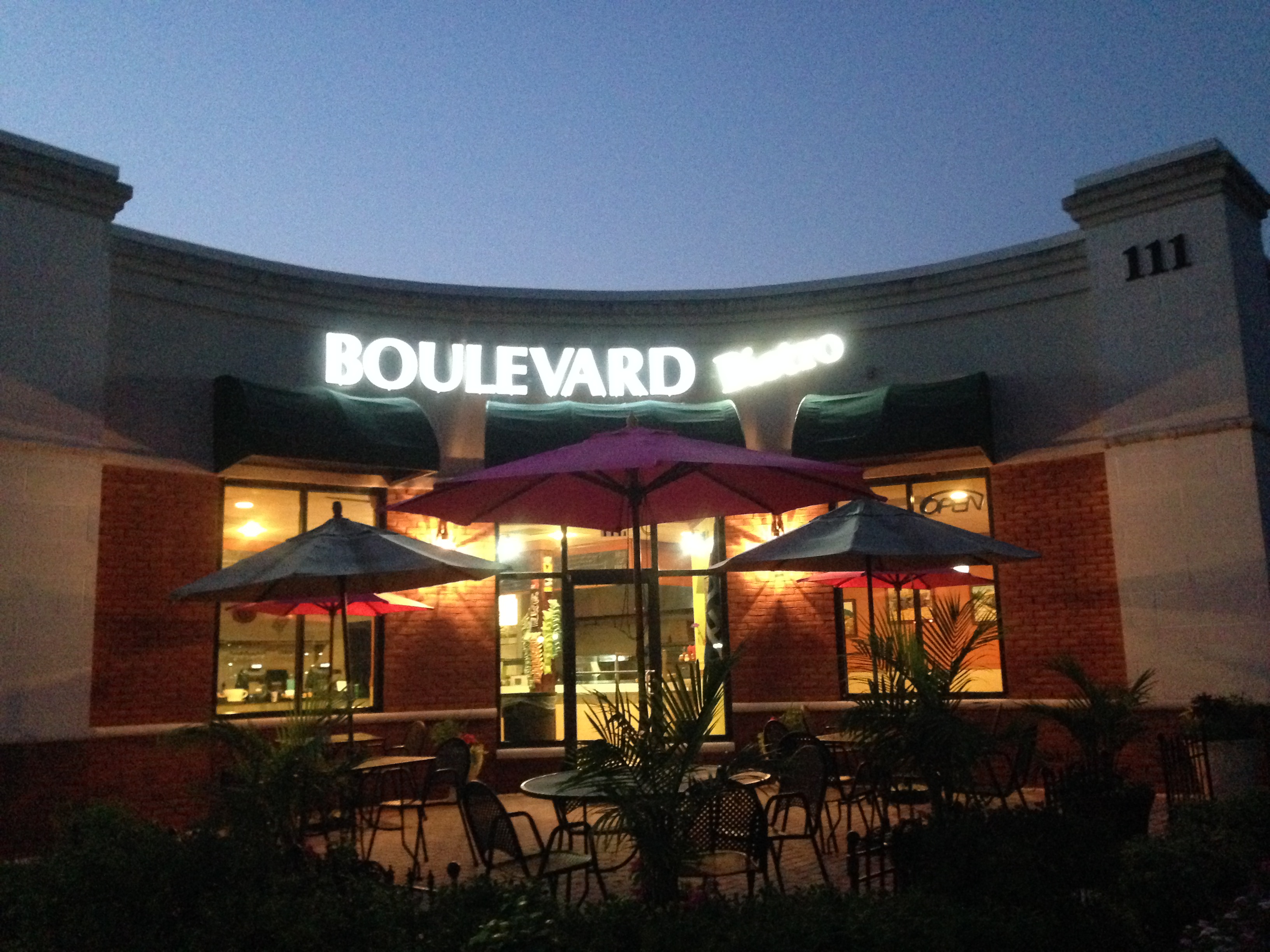 bistro boulevard 2 bistro boulevard 2