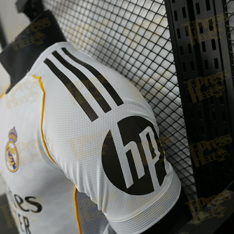 Thumbnail: REAL MADRID 2025/26 HOME AUTHENTIC PLAYER VERSION JERSEY