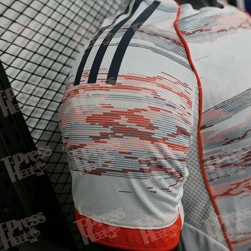 Thumbnail: FC BAYERN MUNICH AWAY 2025/26 AUTHENTIC PLAYER VERSION JERSEY