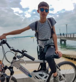 Velo.jpeg
