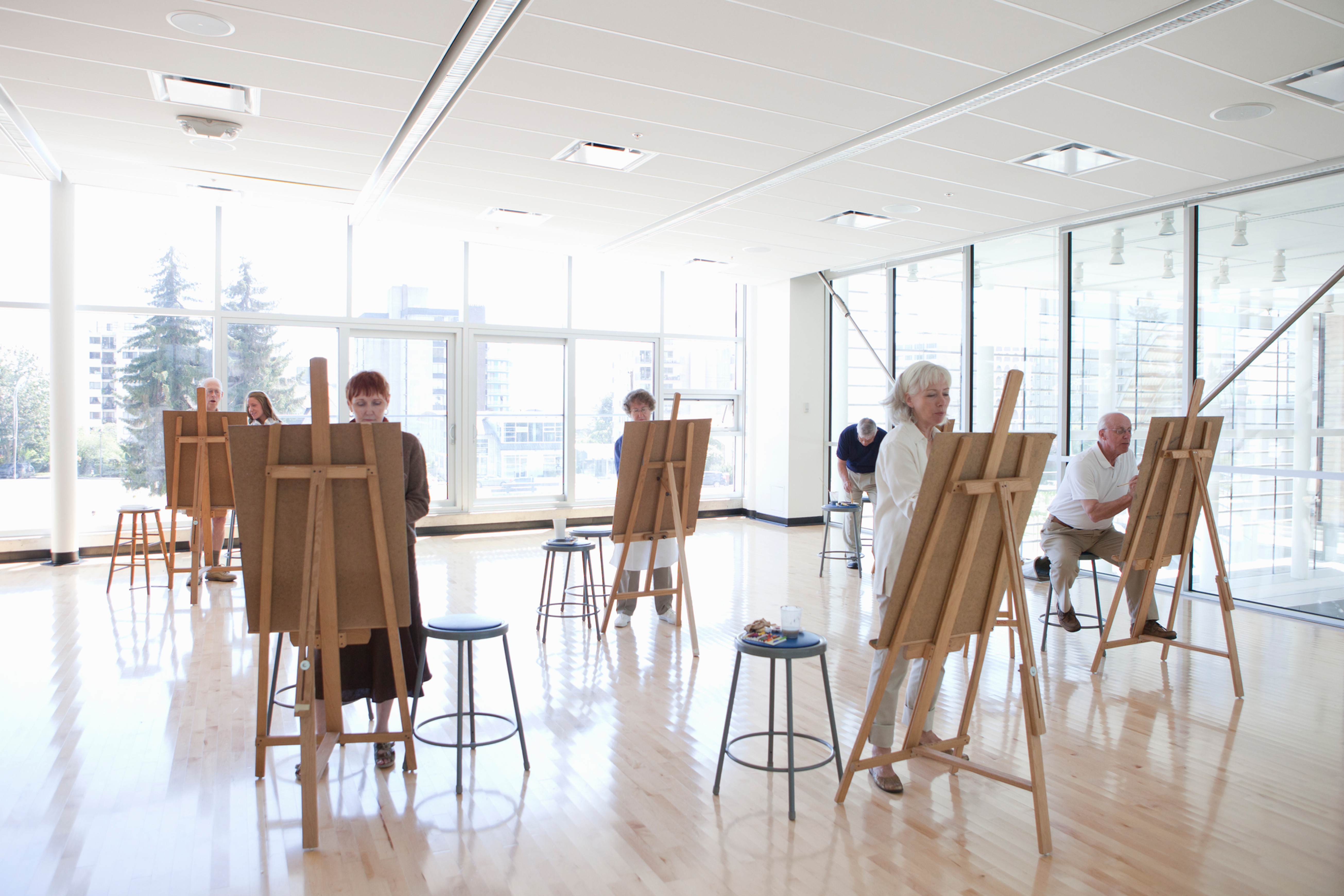 Seniors Art Lessons in Retirement Homes | Artshine