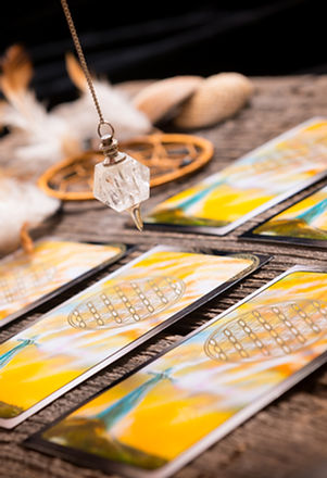 Tarot-Cards-Pendulum