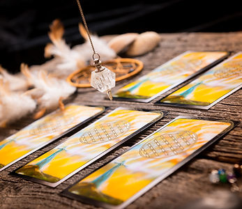 Tarot-Cards-Pendulum