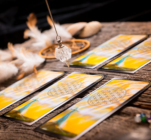 Tarot-Cards-Pendulum