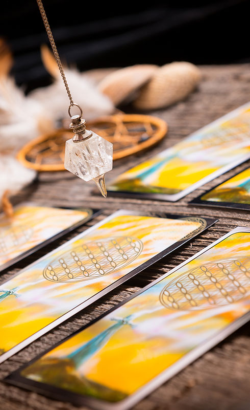 Tarot-Cards-Pendulum