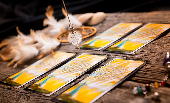 Tarot-Cards-Pendulum