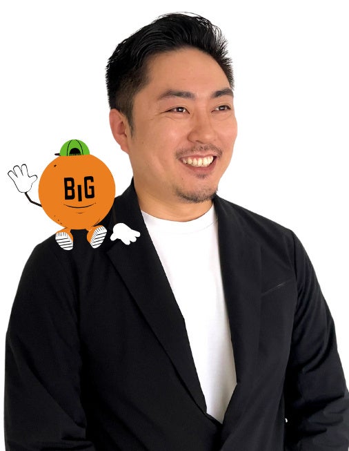 ▲ Roblox Parents Council日本代表に選出されたかくだたくじ氏。松竹芸能はPTA・学校向けネットリテラシー講演を本格展開していく。