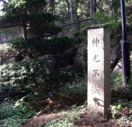 10.神光不滅.jpg
