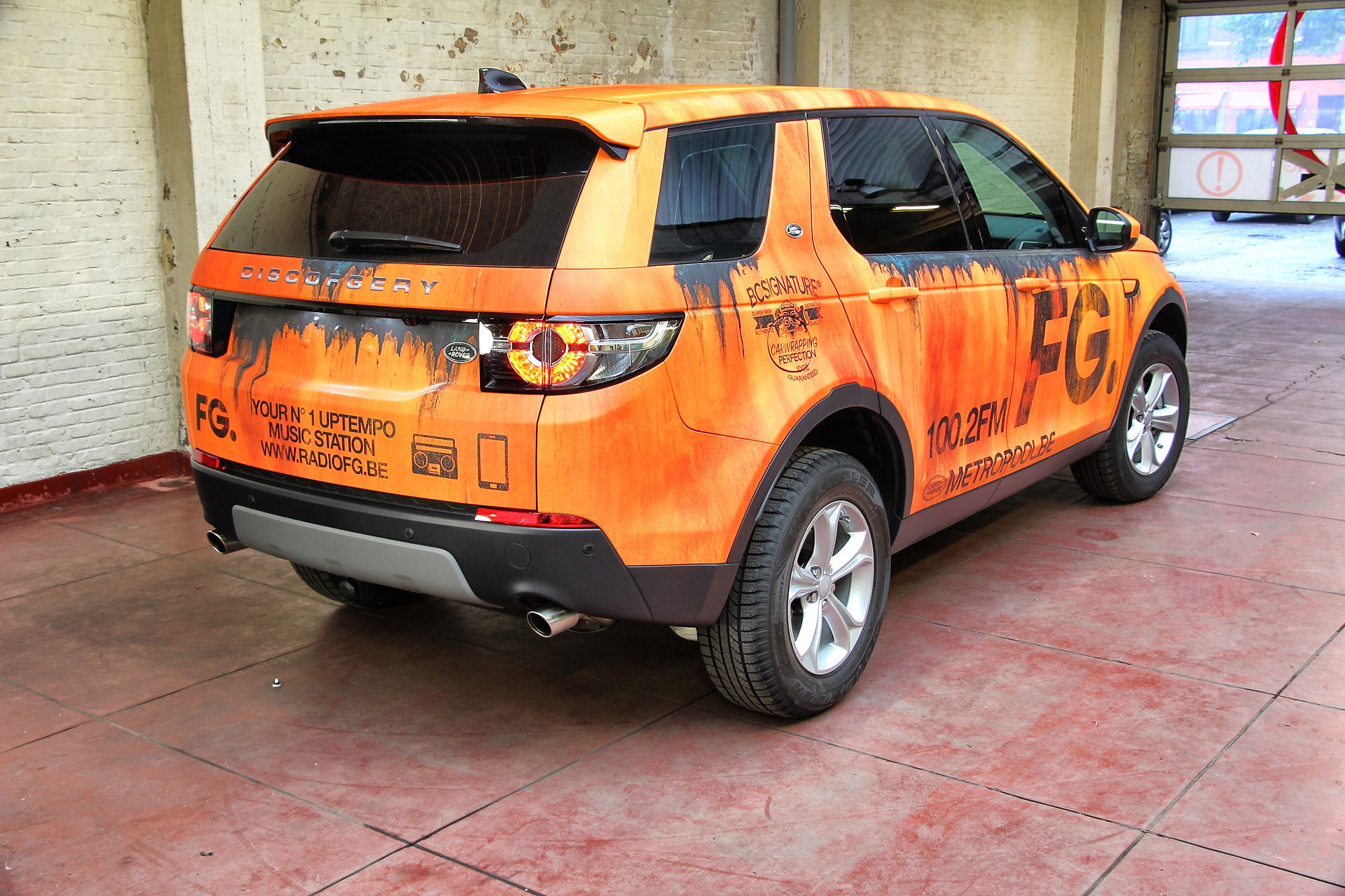 Radio FG Discovery Carwrap