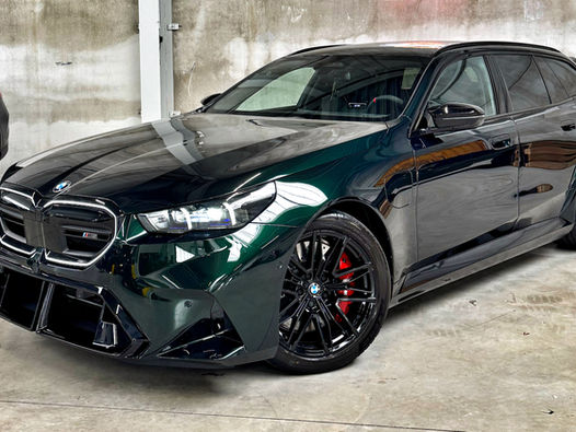 Emerald Green BMW M5 Touring WSH Pro PPF lakbescherming Wrap
