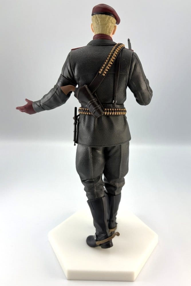 Miniaturbild: Konami Metal Gear Solid - Snake Eater - Ocelot PVC Figur 20cm