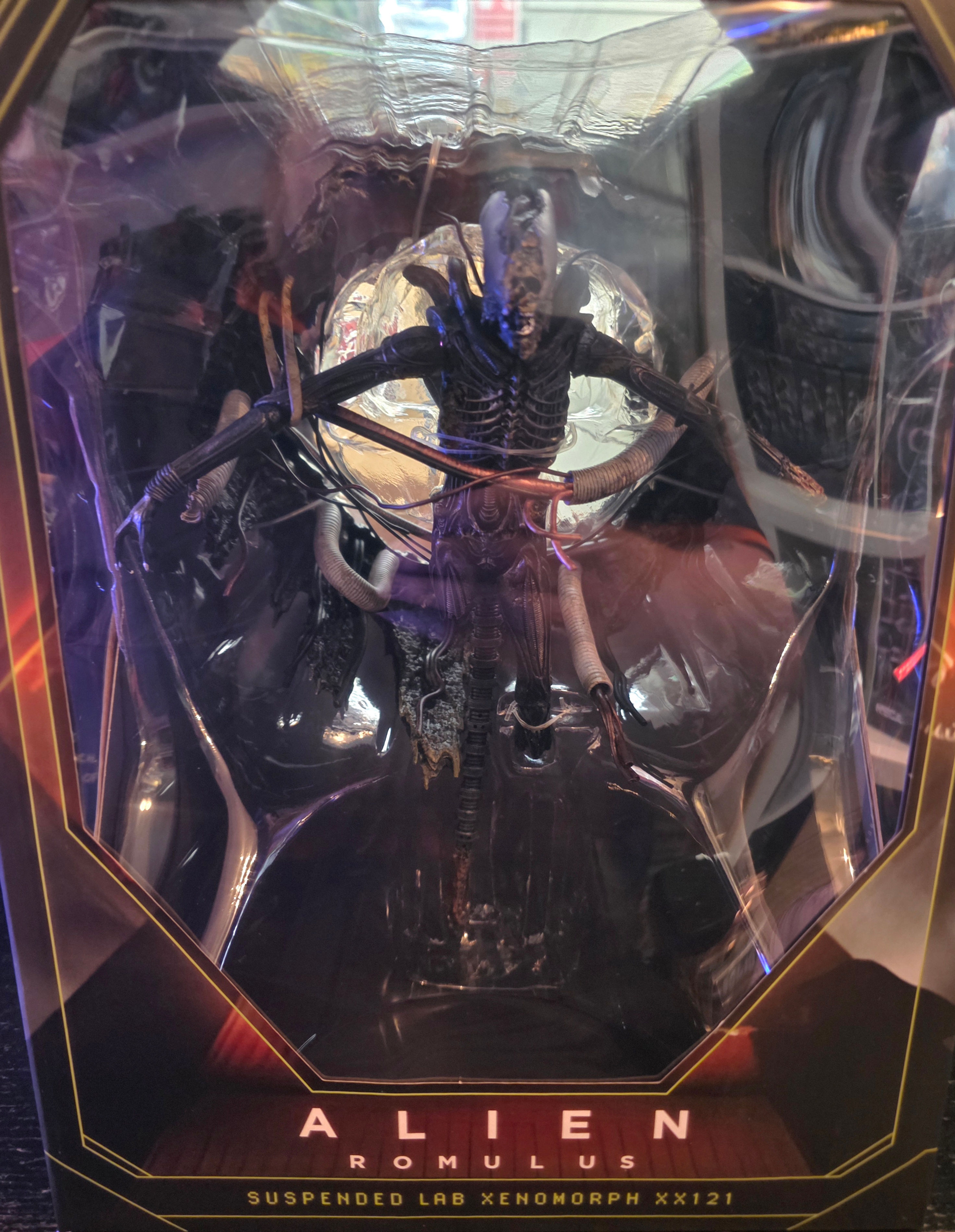 NECA - ALIEN Romulus - Suspended Lab Xenomorph XX121 18cm NEU&OVP