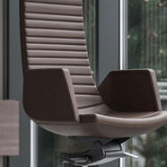 Northscape Executive Office Chair (4).jpg