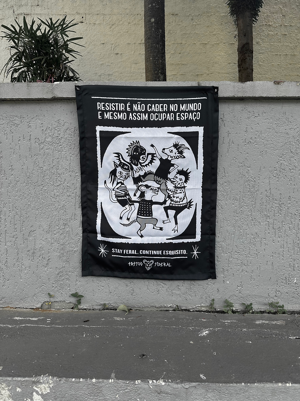Miniatura: bandeira stay feral