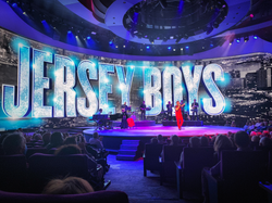 Facetune_19-10-2022-11-58-07