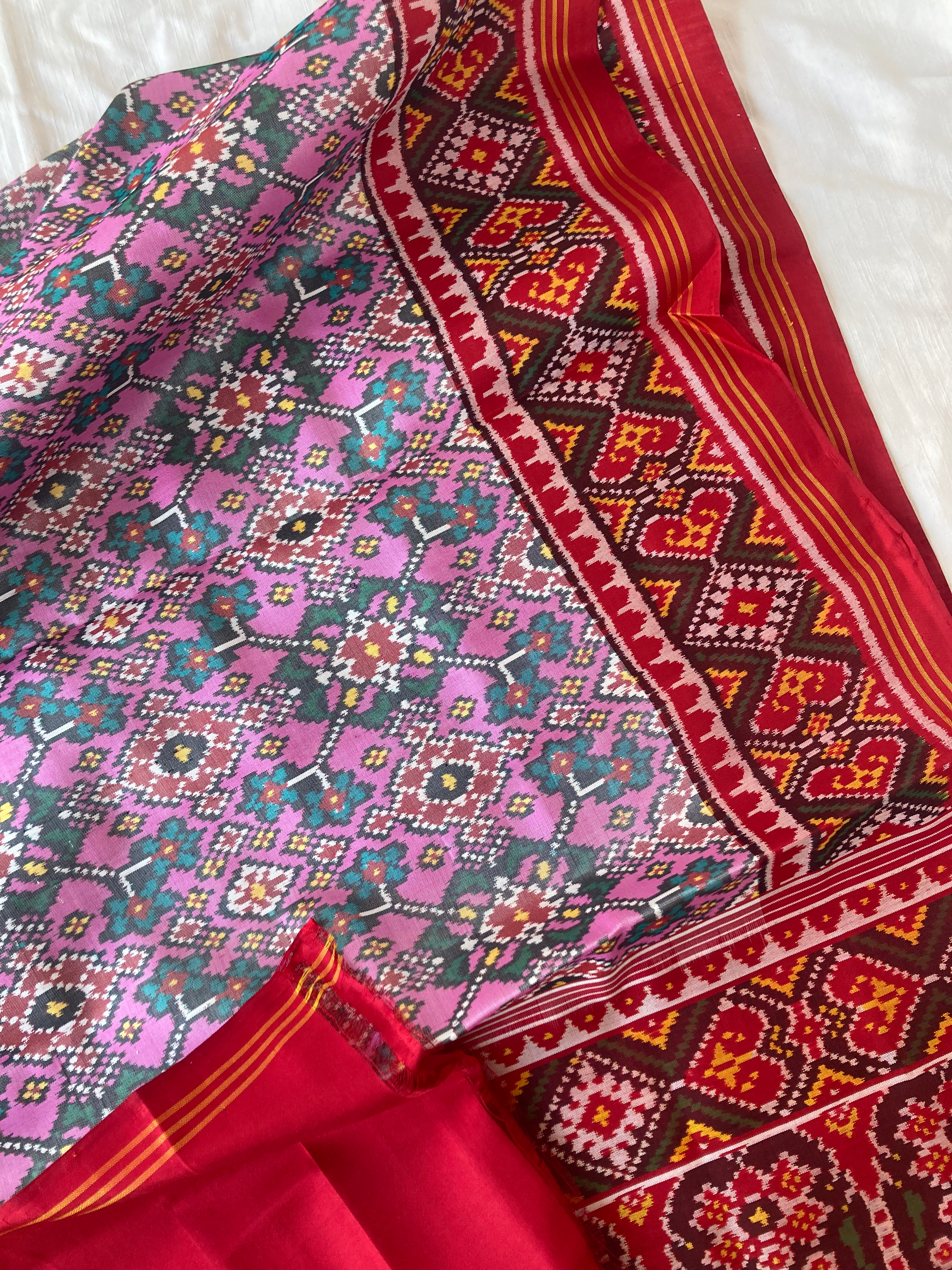 Baby Pink & Red Navratna Single Ikat Patan Patola Saree