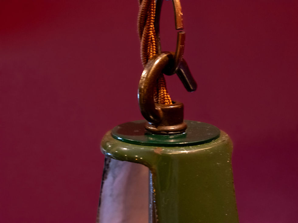 Thumbnail: Antique style light fitting