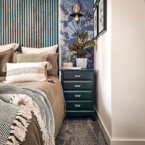 The Benefits of Upcycled Vintage Furniture: