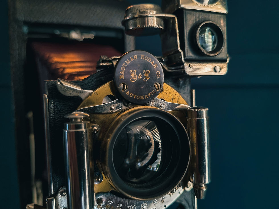 Thumbnail: Antique Kodak red bellows camera