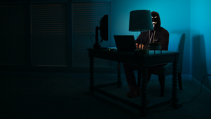 ¿Cómo evitar que hackers roben información crítica que afecte las finanzas de su empresa?