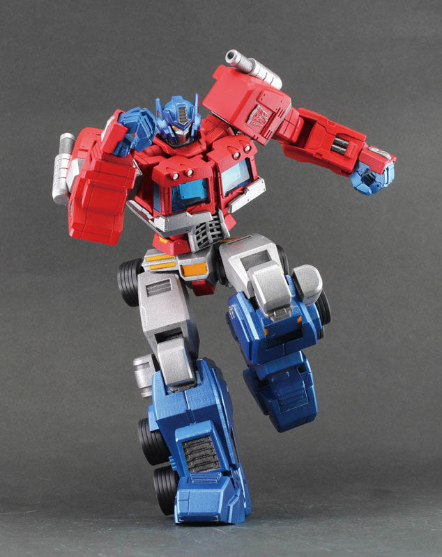 Thumbnail: Hero Of Steel - Transformers Convoy [TY225]