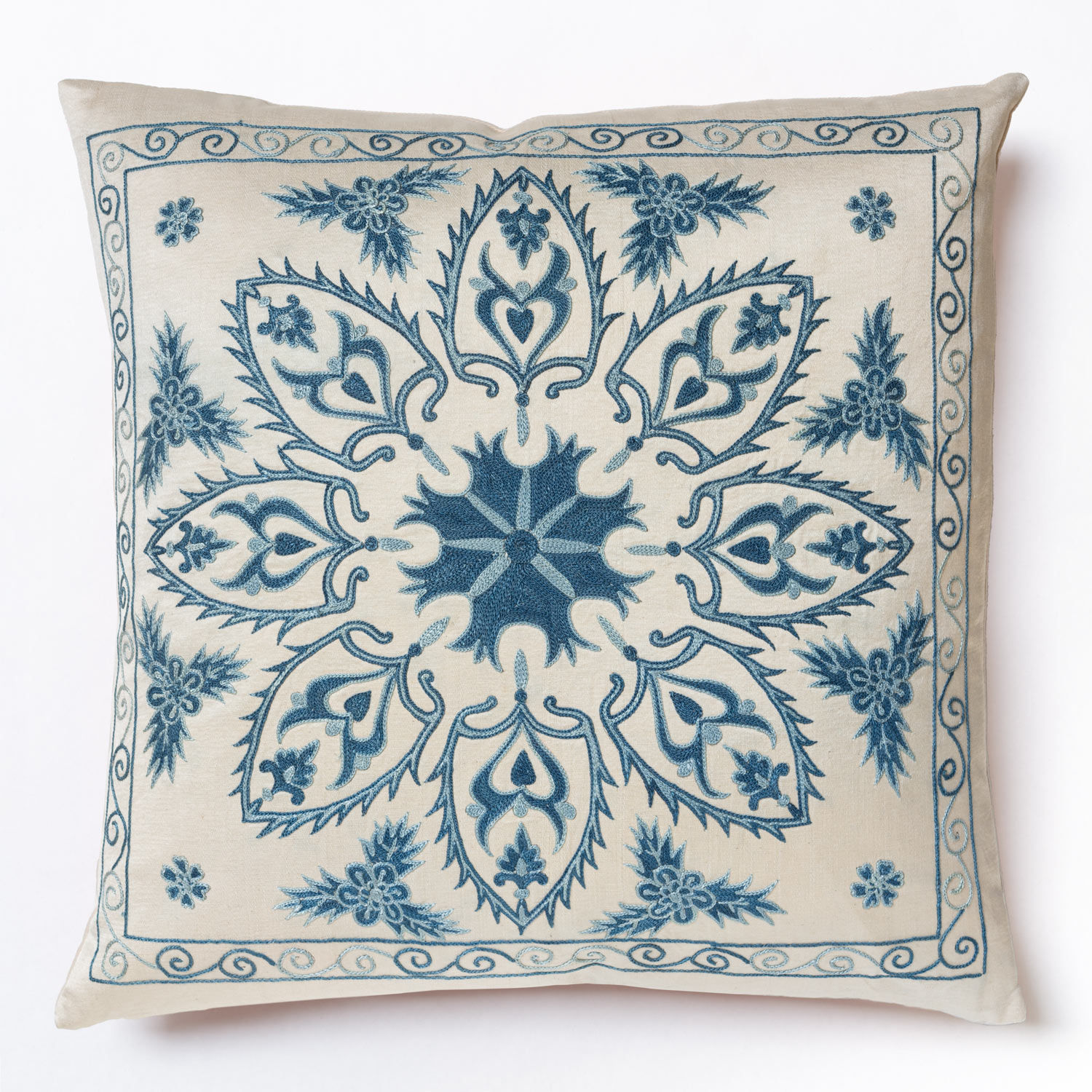 (J3P) 20" / 50cm square cushion with silk hand embroidery