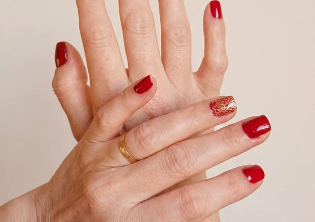 Nail designer 