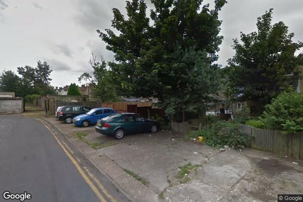 1360 | Lower Edmonton